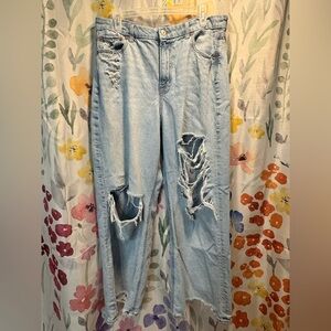 American Eagle Outfitters Light Wash Curvy Super High Rise Baggy Straight